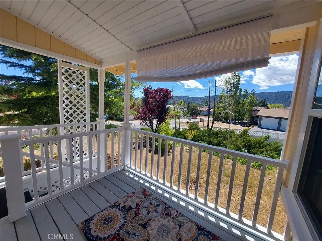 Photo of 1000 Coldwater Dr, Frazier Park, CA 93225 (MLS # PW26088881)