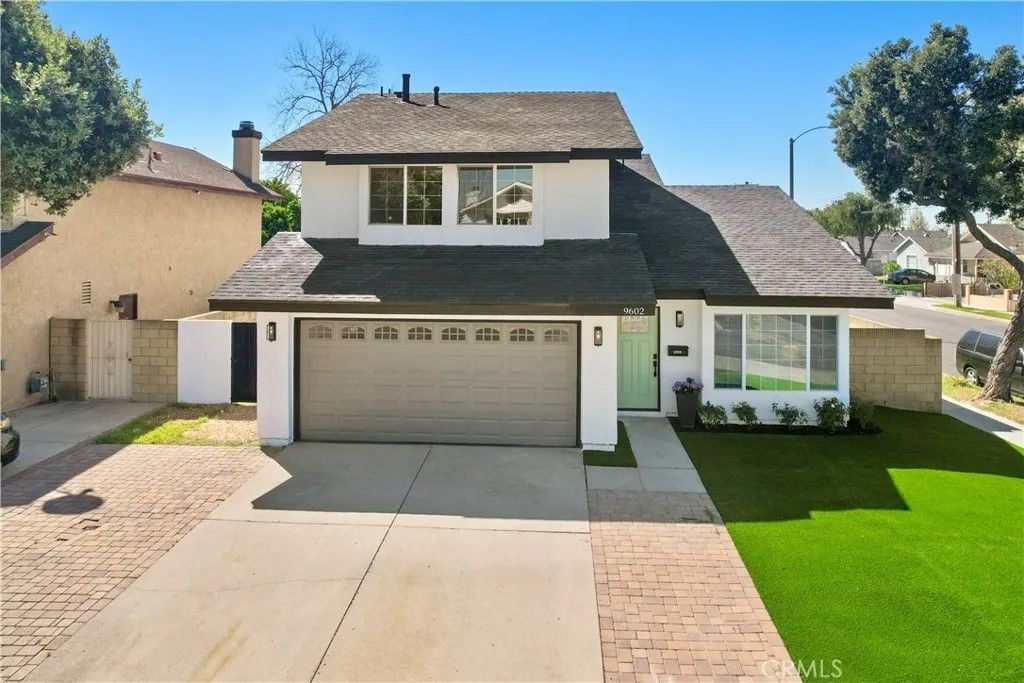 Photo of 9602 Ives St, Bellflower, CA 90706 (MLS # PW26062636)