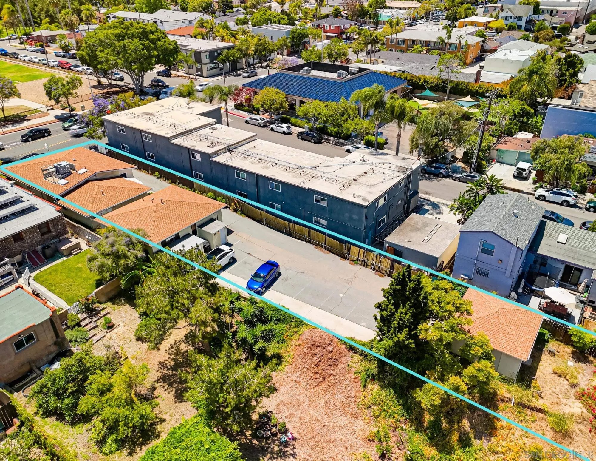 3914 Adams Ave