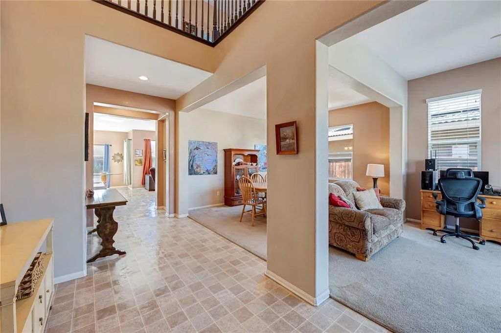 Photo of 976 Virginia Lee Court, San Jacinto, CA 92583 (MLS # SW26020616)