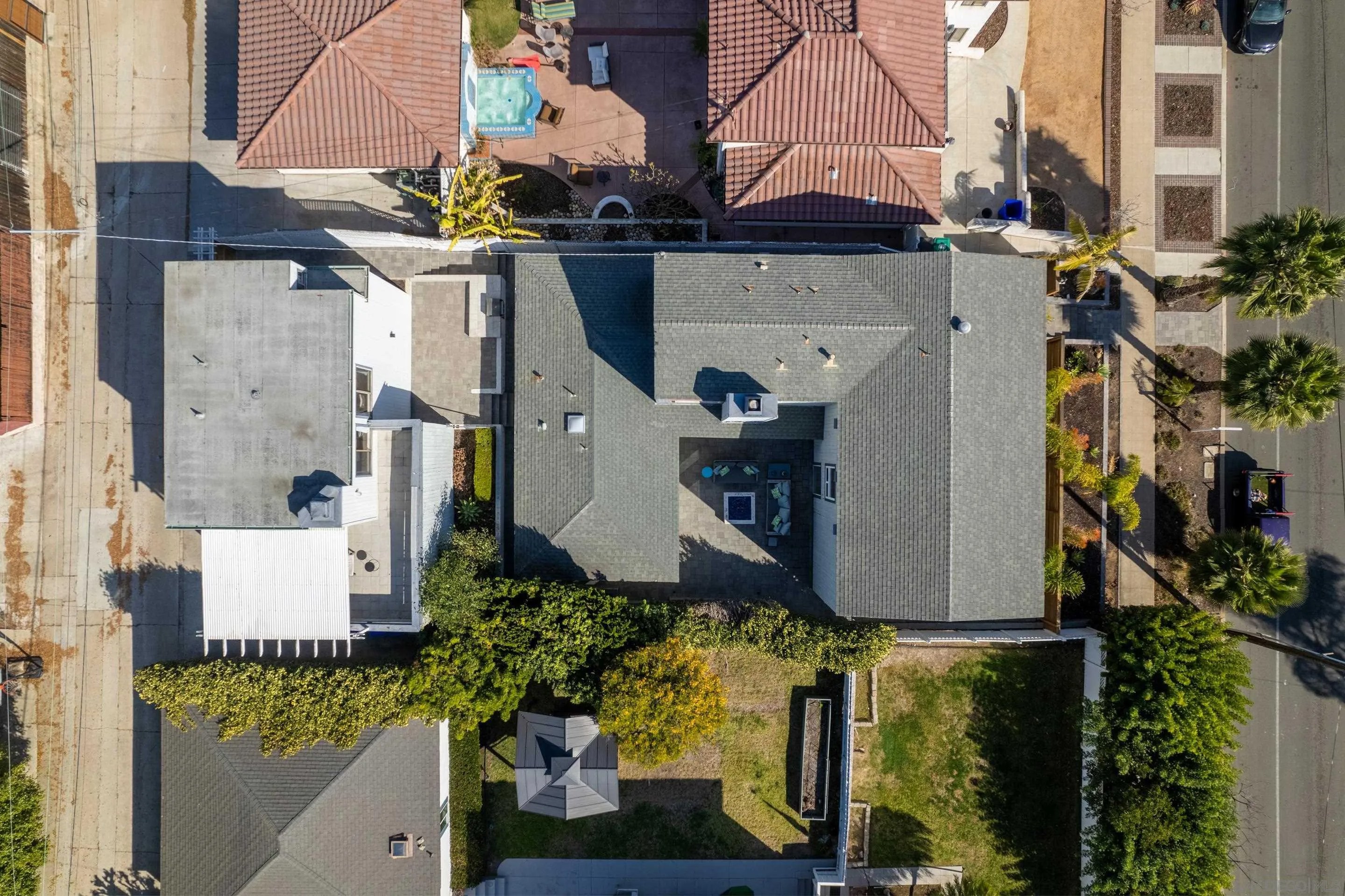 1920 Beryl St