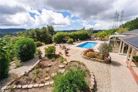 Photo of 13305 Santa Ana Rd, Atascadero, CA 93422 (MLS # NS26071823)