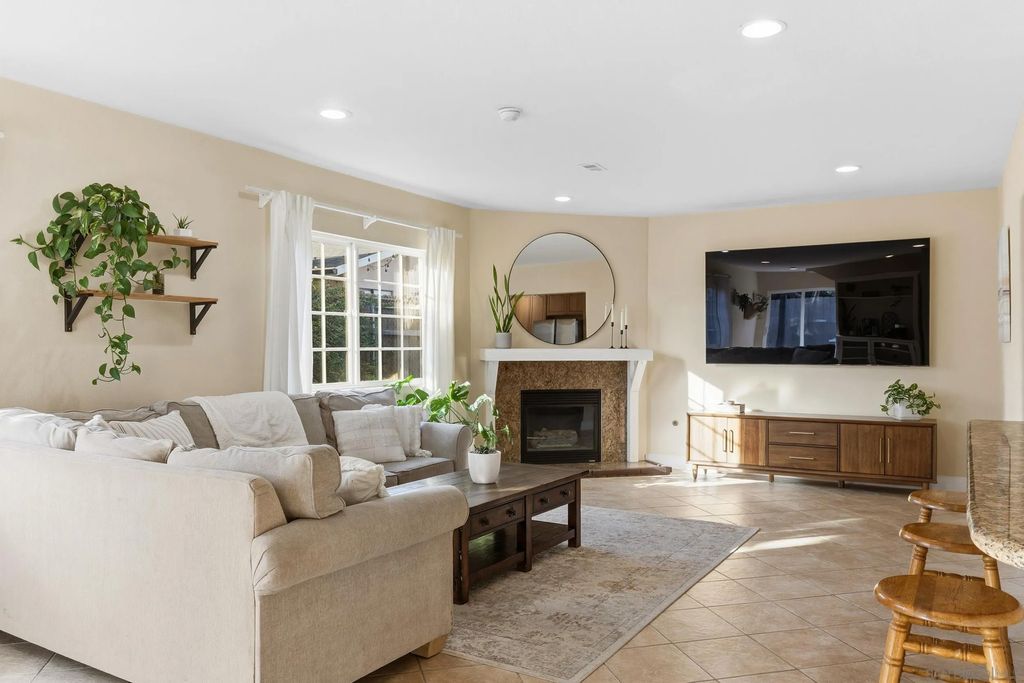 Photo of 3346 Mount Acadia Blvd, San Diego, CA 92111 (MLS # 260003273)