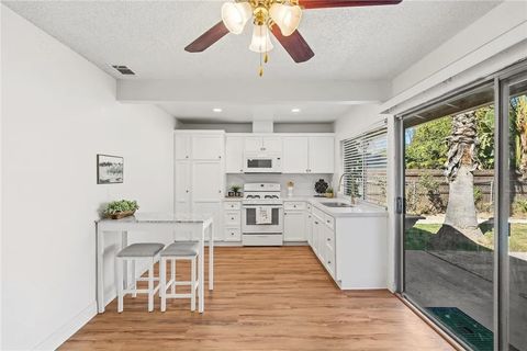 Tiny photo for 4185 Federal Dr, Riverside, CA 92501 (MLS # IV25252826)