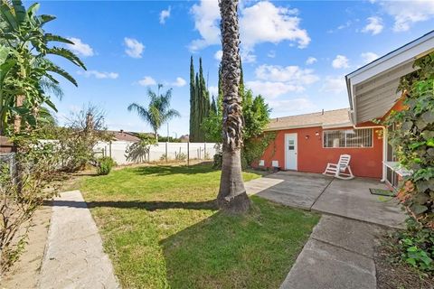 Tiny photo for 4185 Federal Dr, Riverside, CA 92501 (MLS # IV25252826)