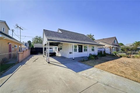 Photo of 13007 Duffield Ave, La Mirada, CA 90638 (MLS # PW25272000)