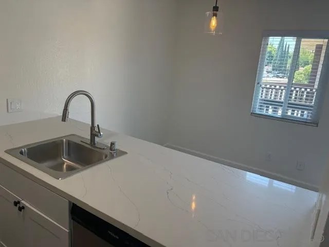 6902 Mission Gorge 9