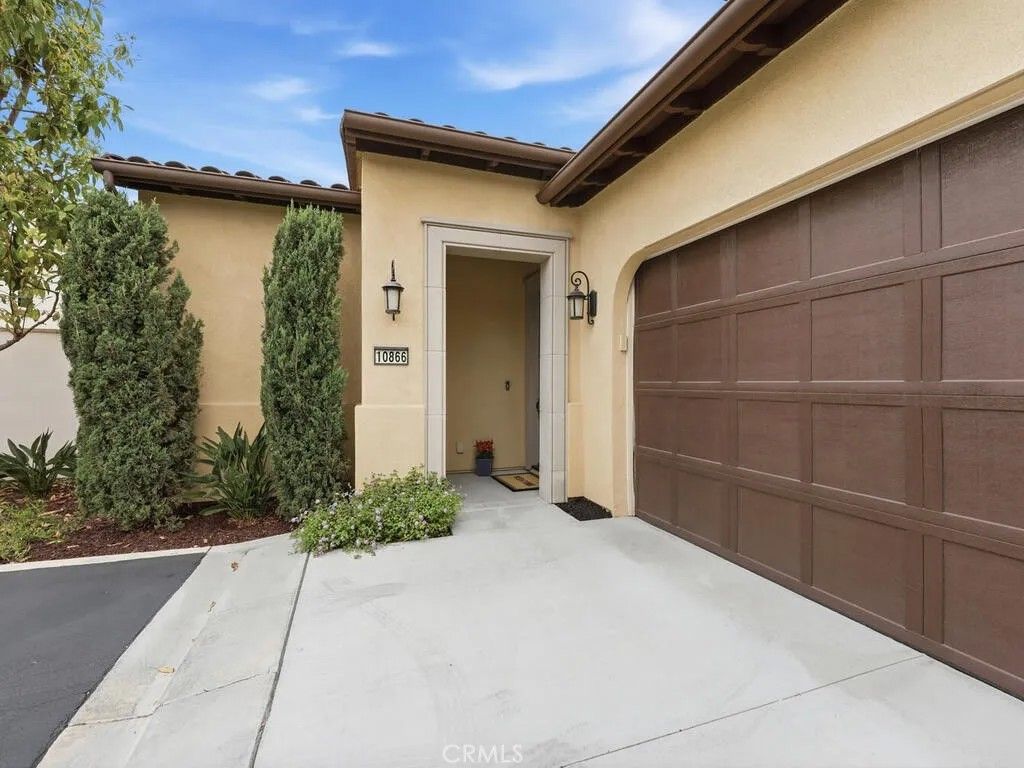 Photo of 10866 Rojo Court, Cypress, CA 90720 (MLS # PW26068548)