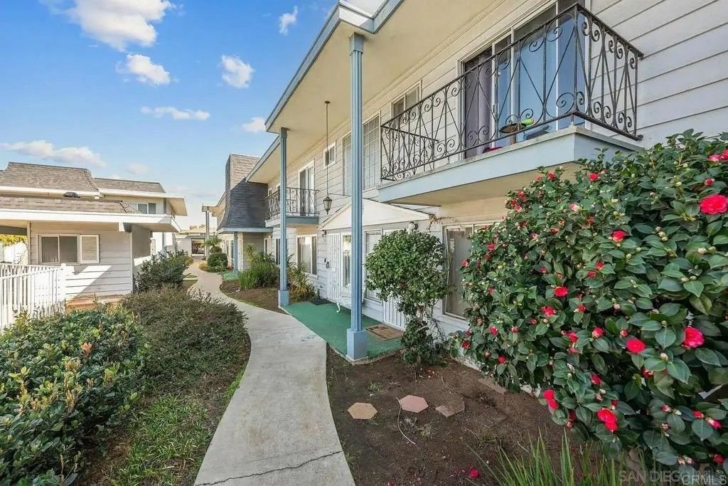 Photo of 149 Fourth Ave #17, Chula Vista, CA 91910 (MLS # PTP2601731)