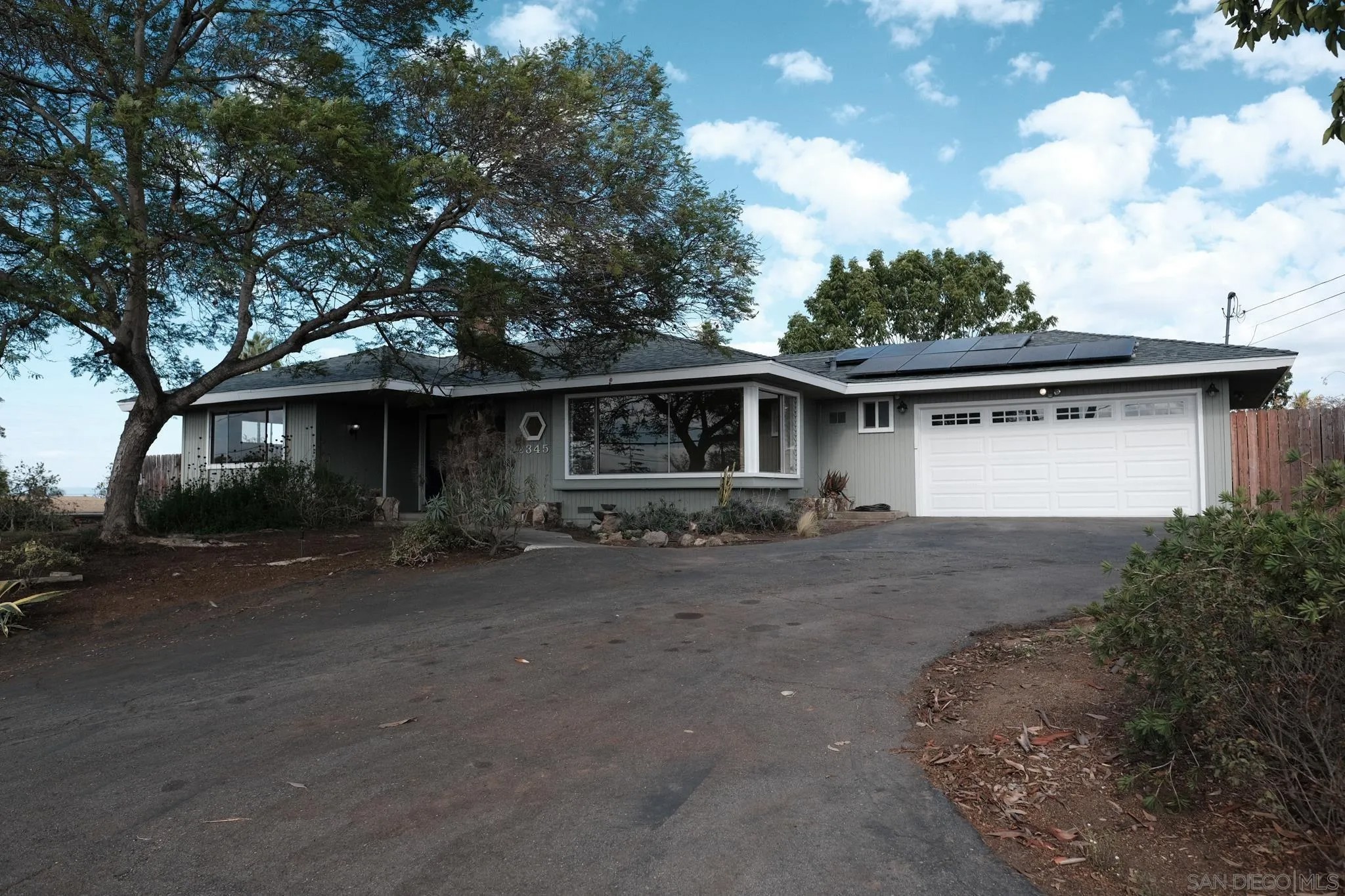 2345 Alta Vista Dr
