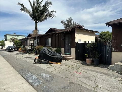 Photo of 20600 S Western Ave, Torrance, CA 90501 (MLS # SB26069469)