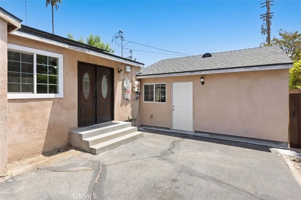 5638 Persimmon Avenue