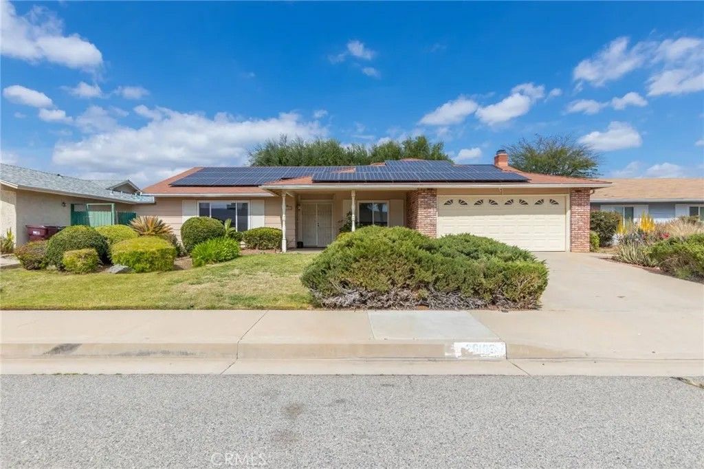 Photo of 26182 Crestone Drive, Menifee, CA 92586 (MLS # SW25241883)