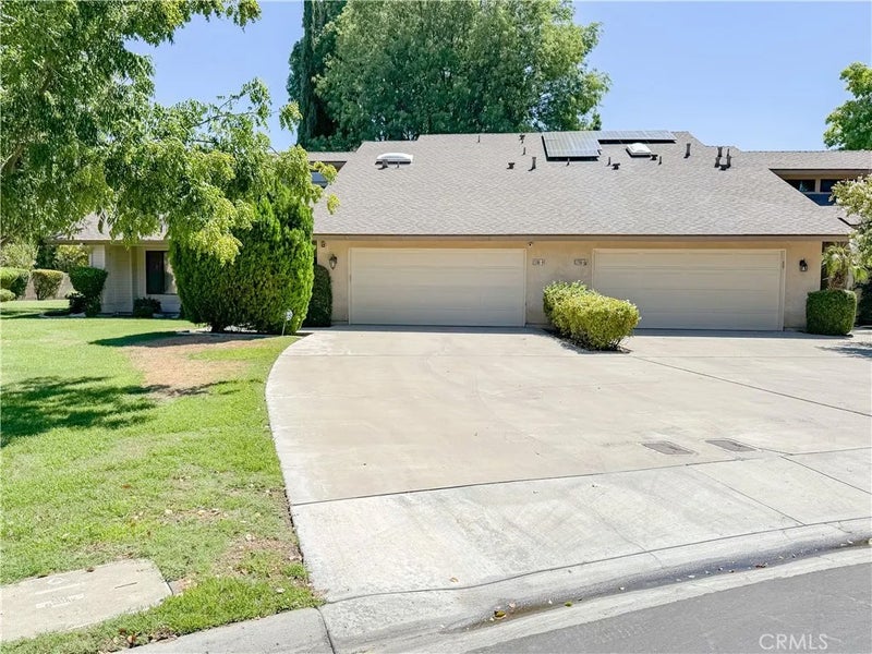 2200 El Portal Drive 9
