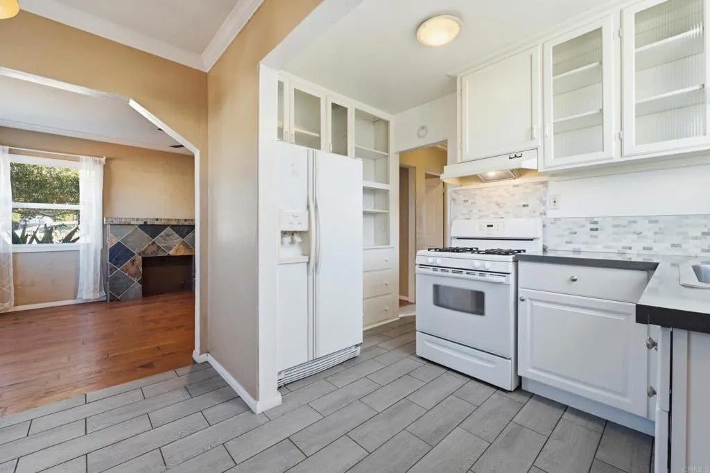 Photo of 7620 Saranac Avenue, La Mesa, CA 91942 (MLS # PTP2605234)