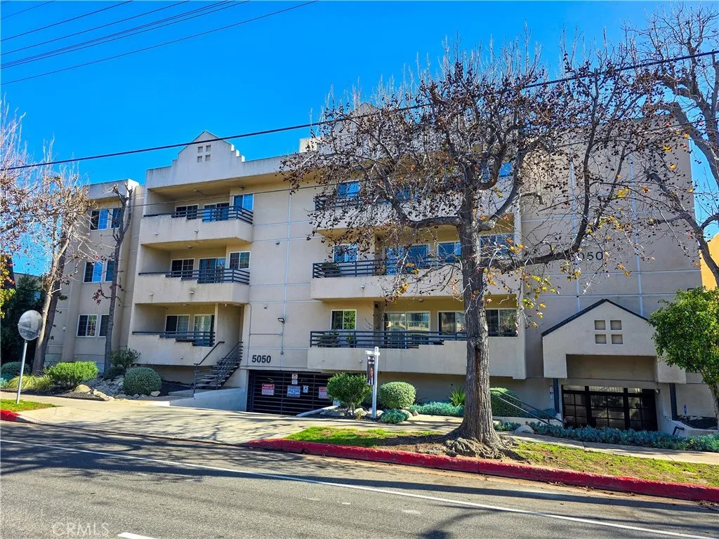 5050 Coldwater Canyon 102