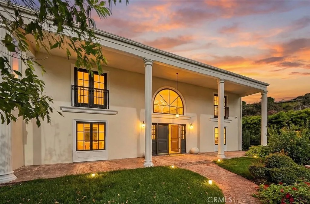 16717 Encino Hills Drive