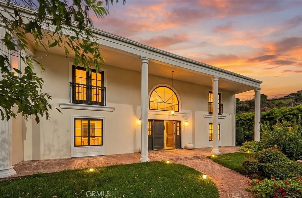 16717 Encino Hills Drive