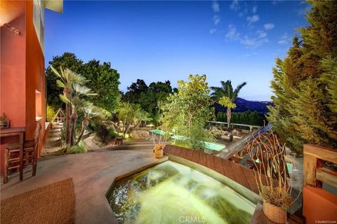 2893 Paseo Del Sol Escondido CA 92025