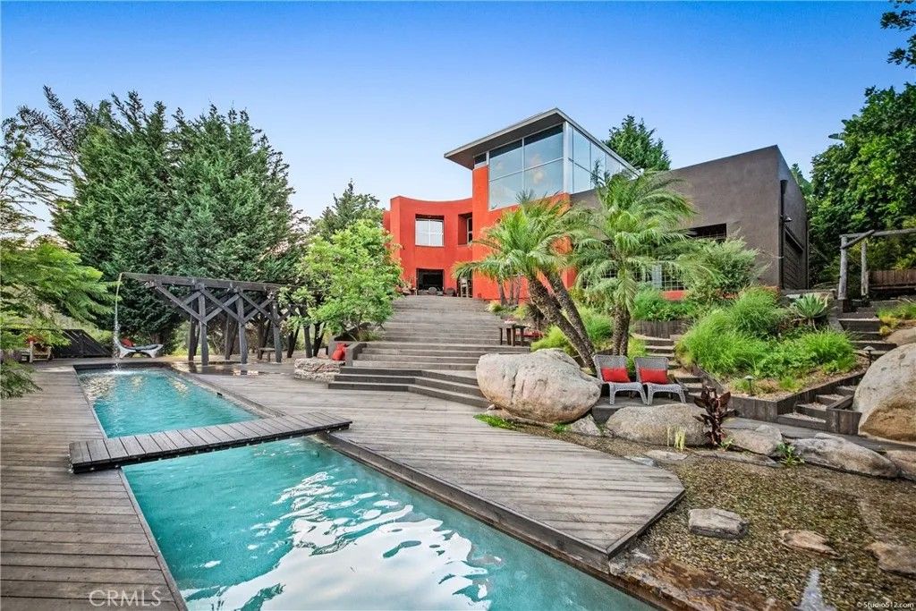 Photo of 2893 Paseo Del Sol, Escondido, CA 92025 (MLS # OC25262005)