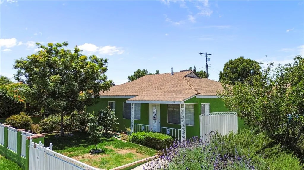13541 Crossdale