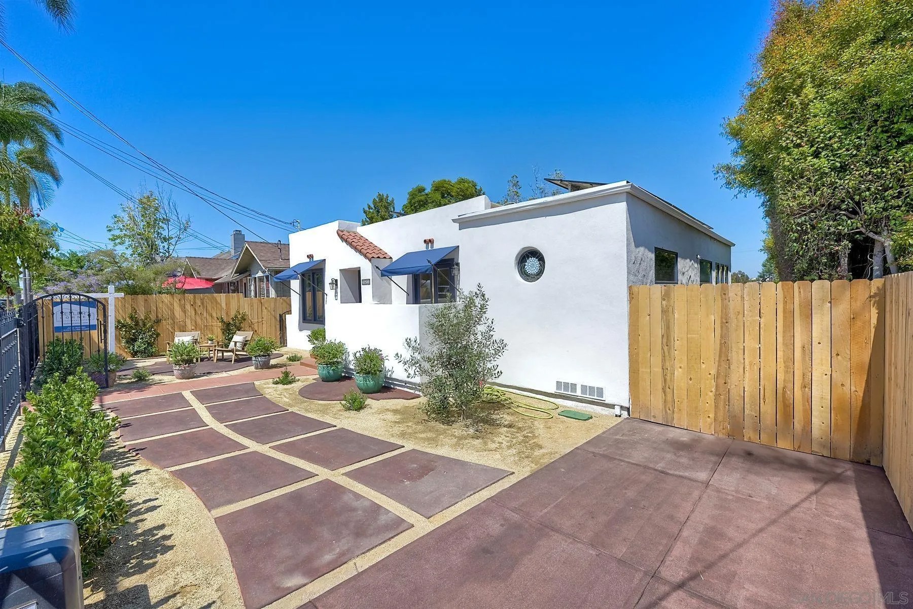 3635 Kite St