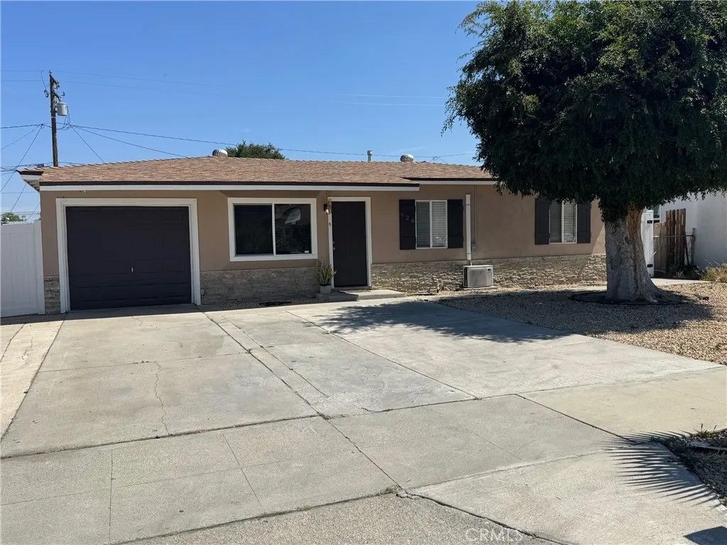 Photo of 926 Griffith Way, Hemet, CA 92543 (MLS # SW26049484)
