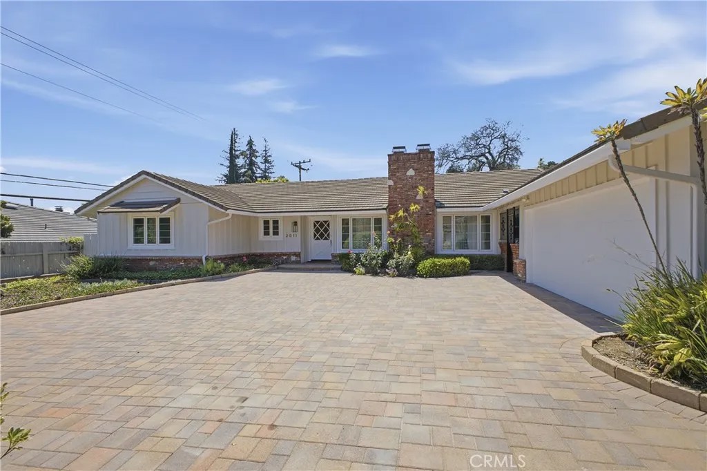 2011 Canyon Road