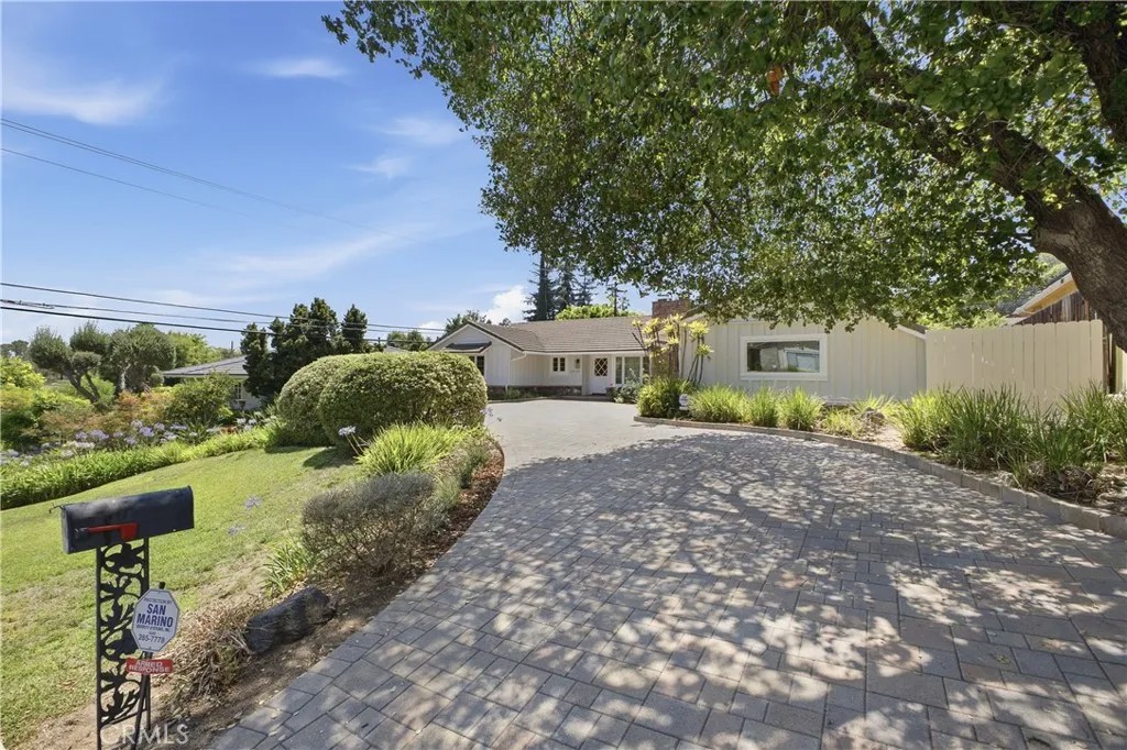 2011 Canyon Road