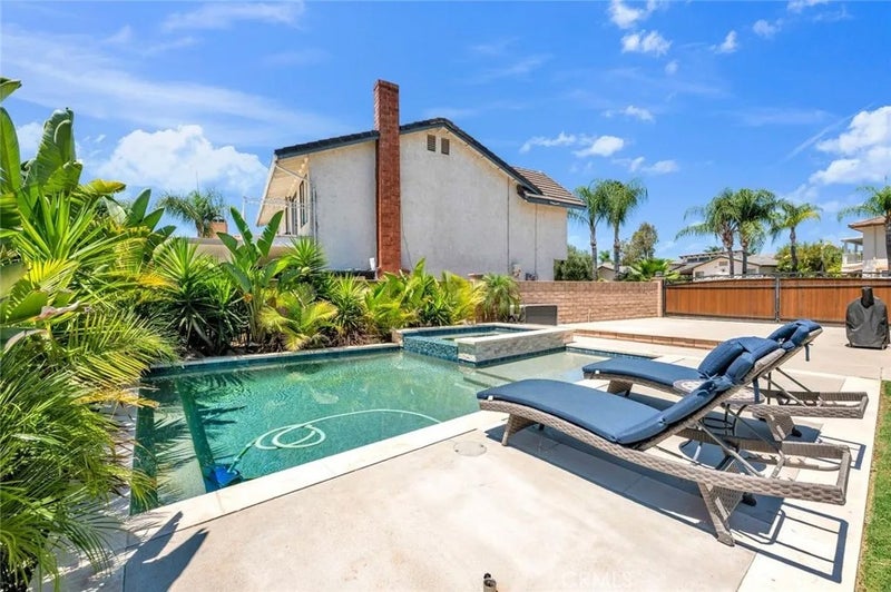22511 Pin Tail Drive