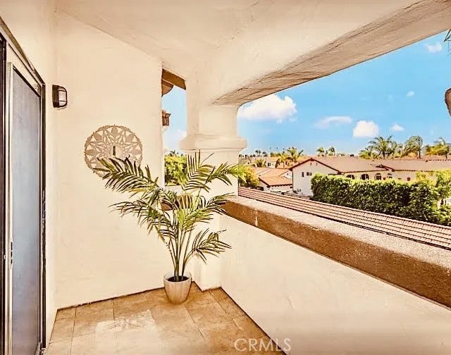 3830 Avenida Del Presidente 37