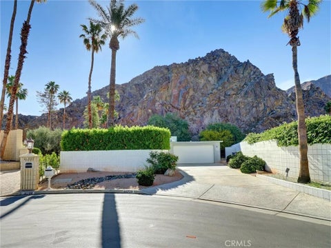 Photo of 46228 Lou Circle, Indian Wells, CA 92210 (MLS # OC25248943)