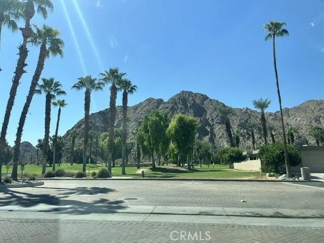 46228 Lou Circle