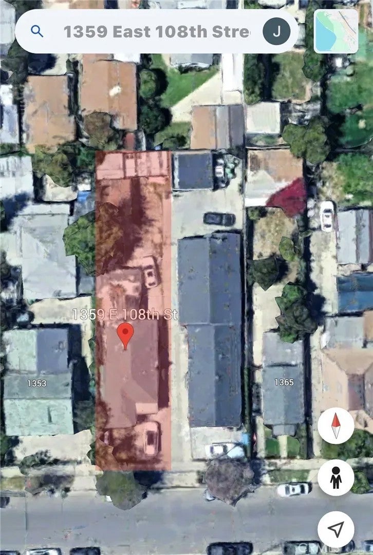 1359 E 108th