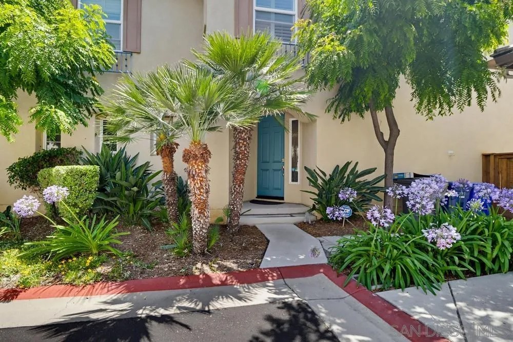 2318 Gardenia
