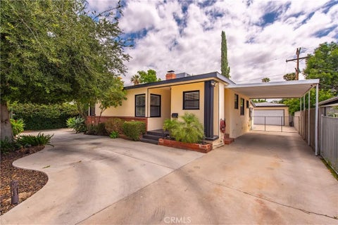 Photo of 6718 Wynne AVE, Reseda, CA 91335 (MLS # SR26097948)