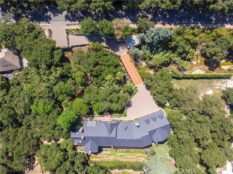 Tiny photo for 375 Berkshire Avenue, La Canada Flintridge, CA 91011 (MLS # GD25191184)
