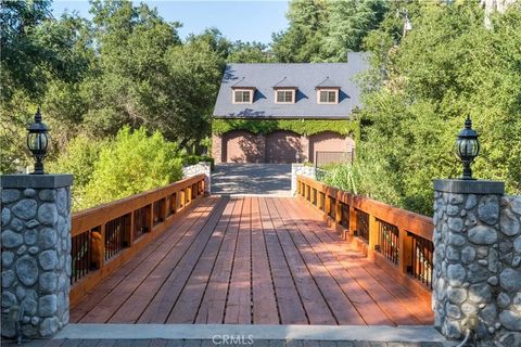 Tiny photo for 375 Berkshire Avenue, La Canada Flintridge, CA 91011 (MLS # GD25191184)