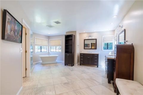 Tiny photo for 375 Berkshire Avenue, La Canada Flintridge, CA 91011 (MLS # GD25191184)