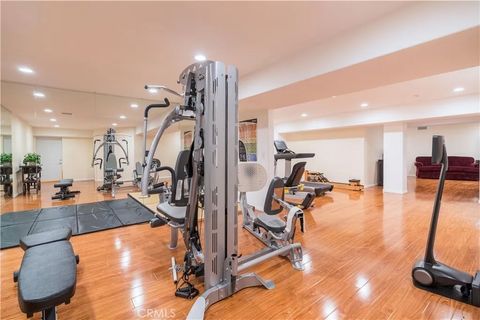 Tiny photo for 375 Berkshire Avenue, La Canada Flintridge, CA 91011 (MLS # GD25191184)