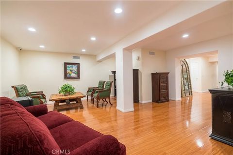 Tiny photo for 375 Berkshire Avenue, La Canada Flintridge, CA 91011 (MLS # GD25191184)