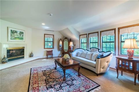 Tiny photo for 375 Berkshire Avenue, La Canada Flintridge, CA 91011 (MLS # GD25191184)