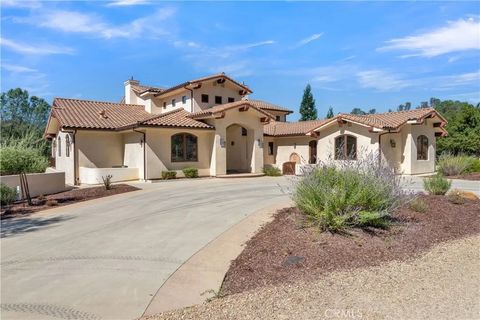 Photo of 8820 Cantinas Point, Bradley, CA 93426 (MLS # NS25202653)