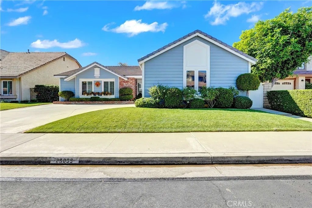 25839 Vaquero Court