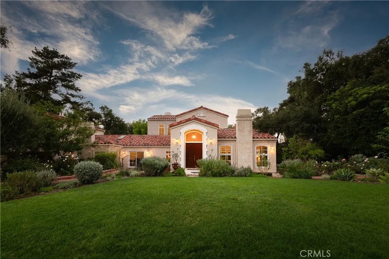 21149 Entrada Road