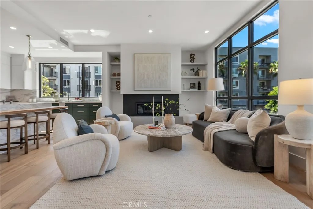 4251 Uptown Newport Drive 2