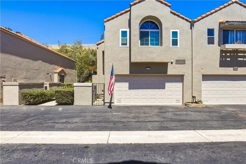 22229 Shadow Valley