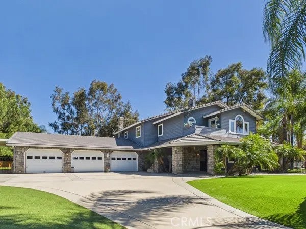 9050 Hunt Road