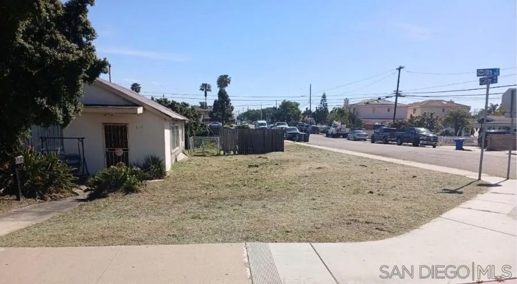 Photo of 875 11th Street, Imperial Beach, CA 91932 (MLS # 260006159)