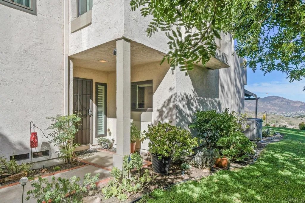 4855 Seda Drive